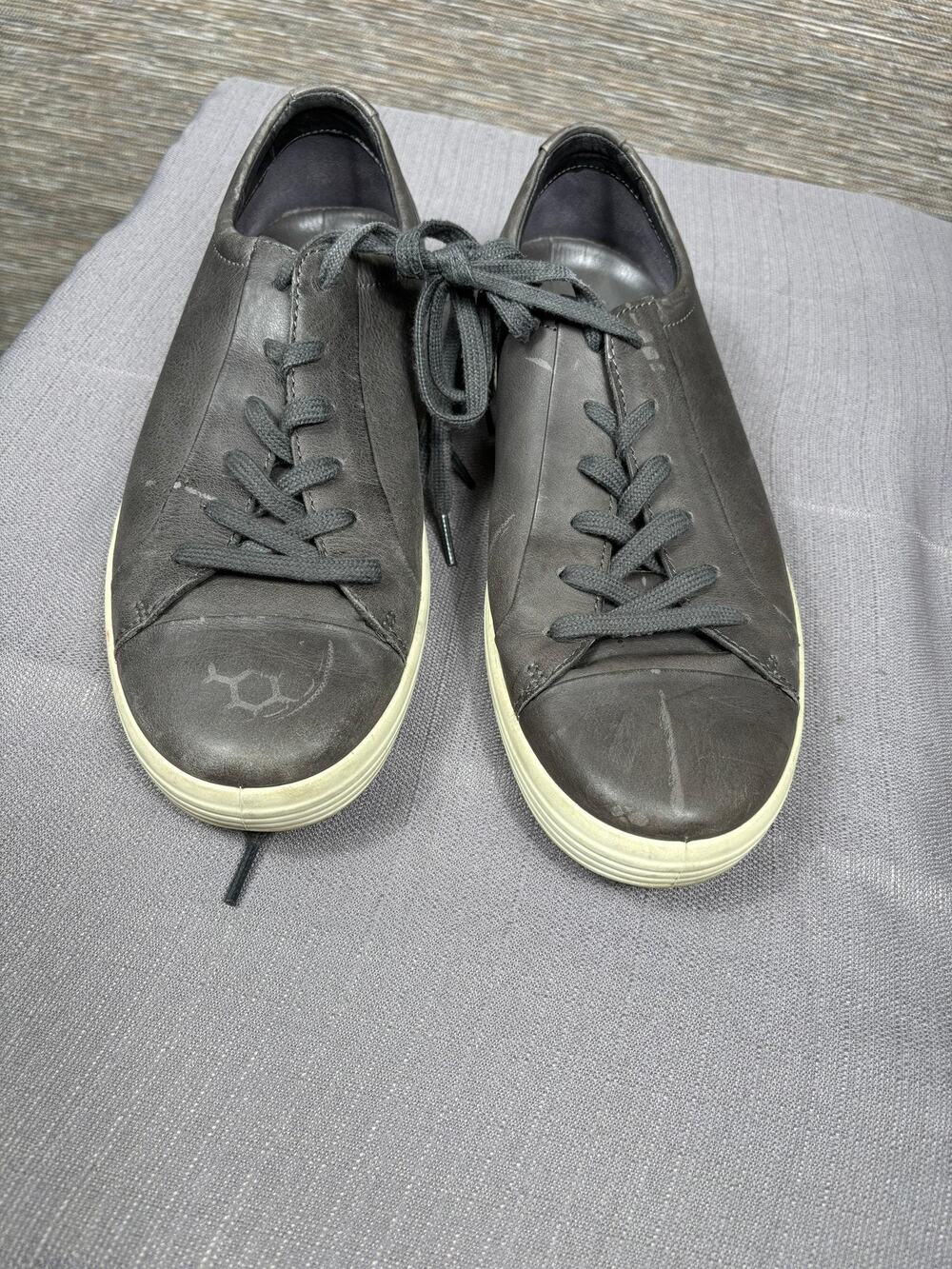 ECCO Shoes Mens Size 9.5 Gray Leather Low Top Lace Up Casual Comfort Sneakers
